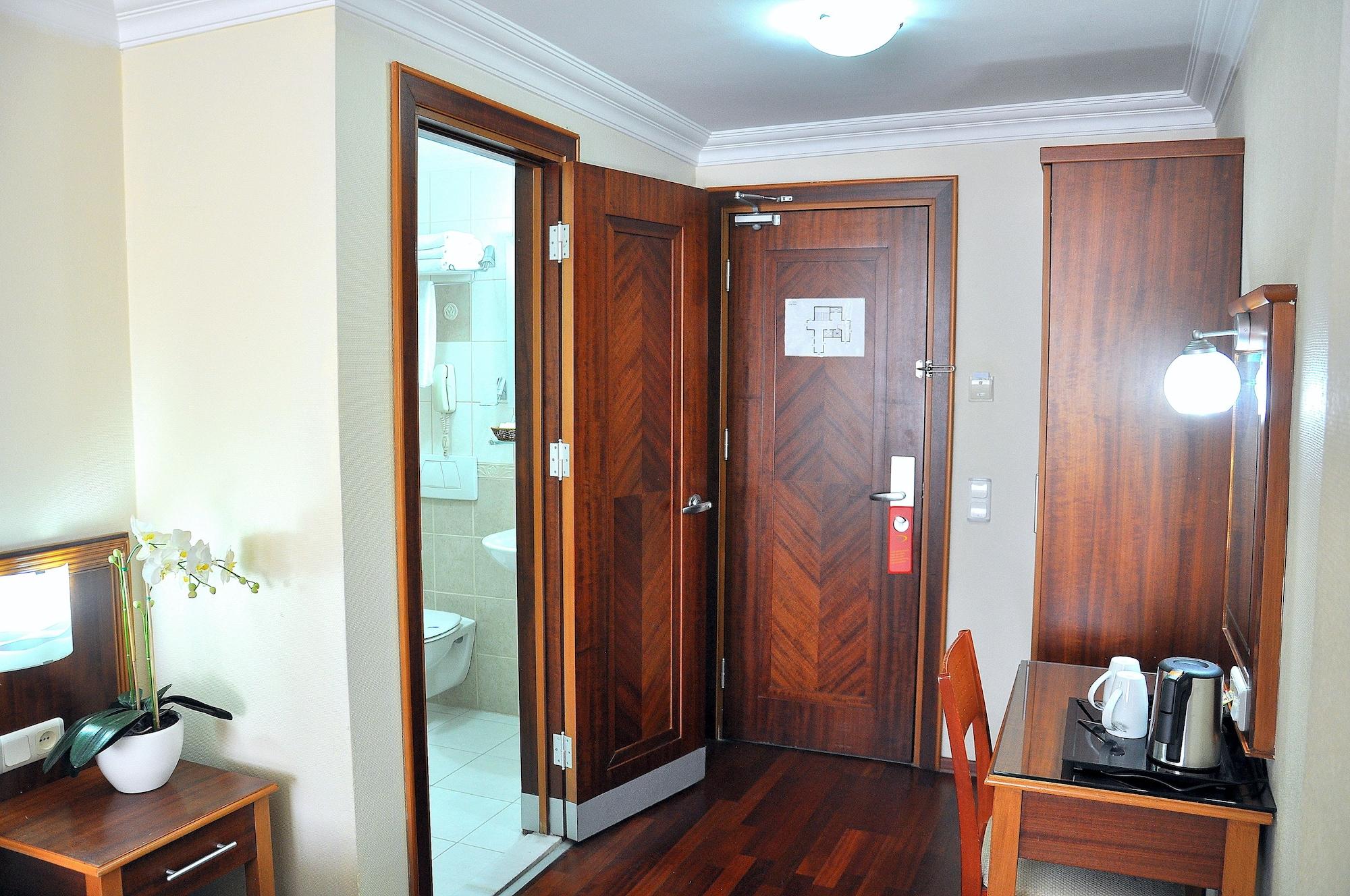 Hotel Centrum Istanbulská provincie Exteriér fotografie